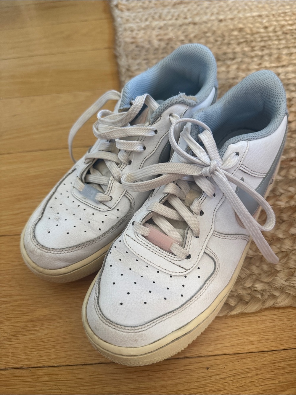 Nike Women's White Light Blue Athletic Sneakers